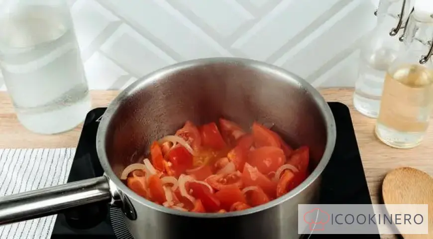 Insalata di melanzane e pomodori per l'inverno