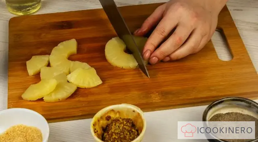Brochette de poulet et d'ananas