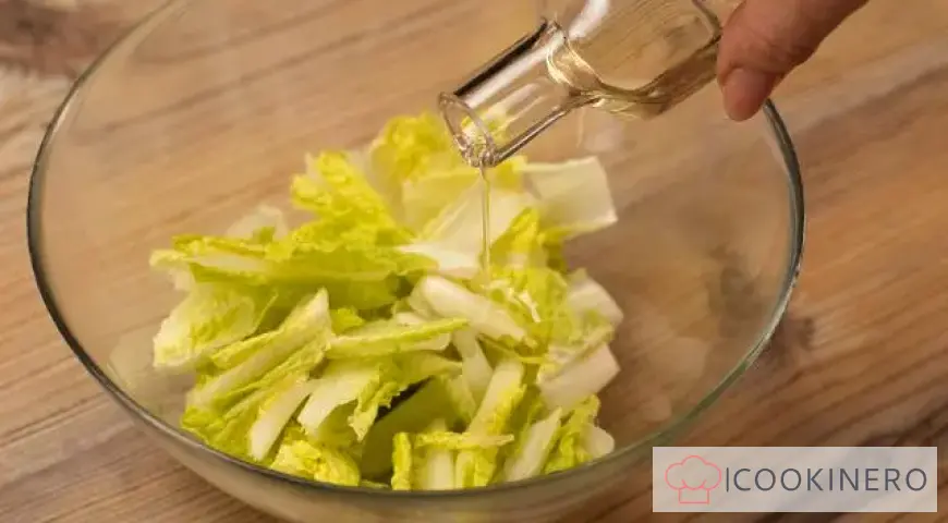 Salad with avocado