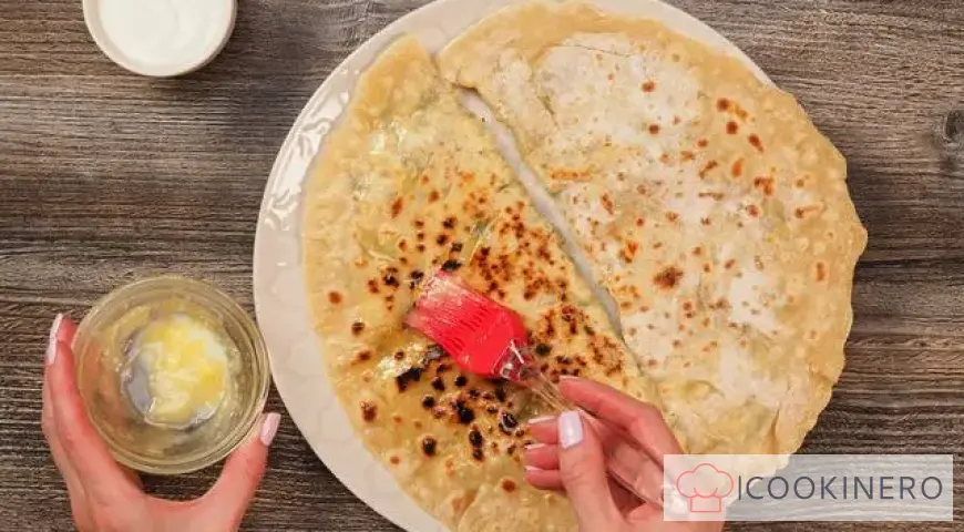 Kutabs with cottage cheese