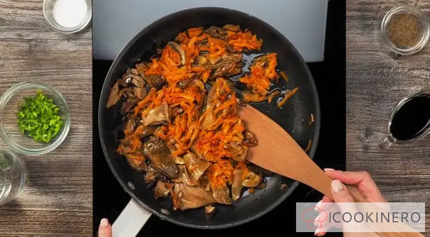 Potatoes with dried mushrooms