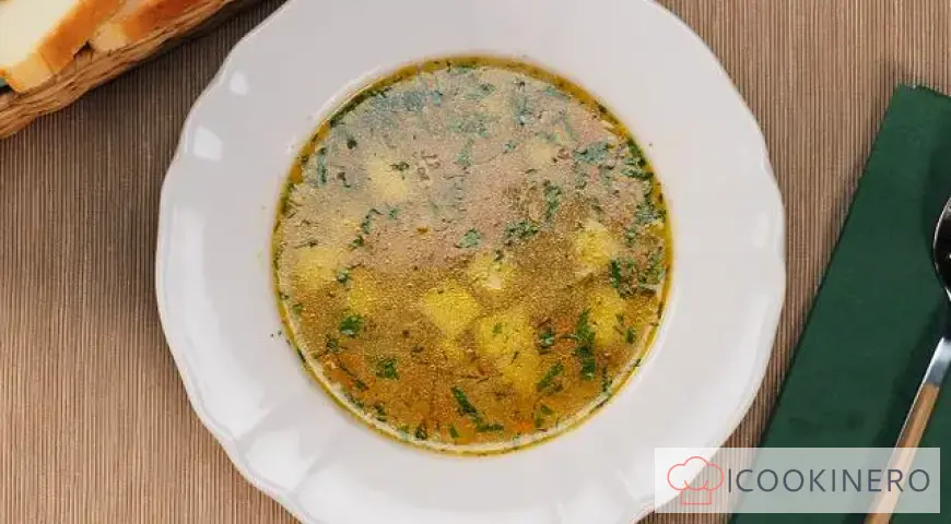 Brodo di pollo con vermicelli