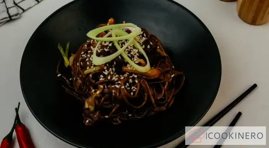 Soba with beef and oyster mushrooms