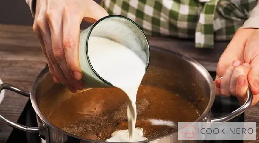 Cream of dried mushroom soup