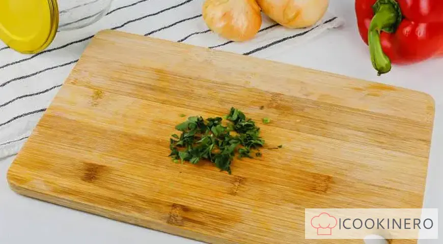 Cucumber and Cabbage Salad for the Winter