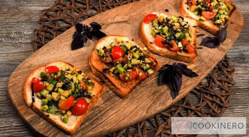 Bruschetta con avocado