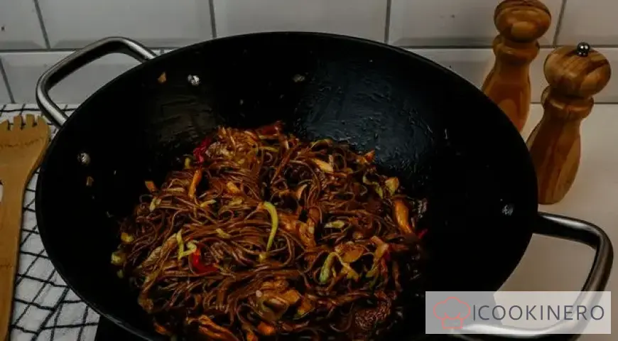 Soba with beef and oyster mushrooms
