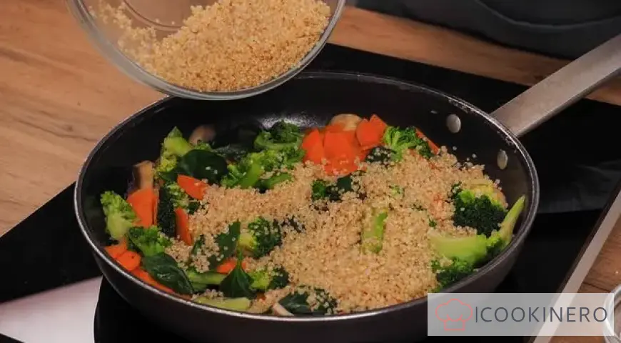 Quinoa with vegetables