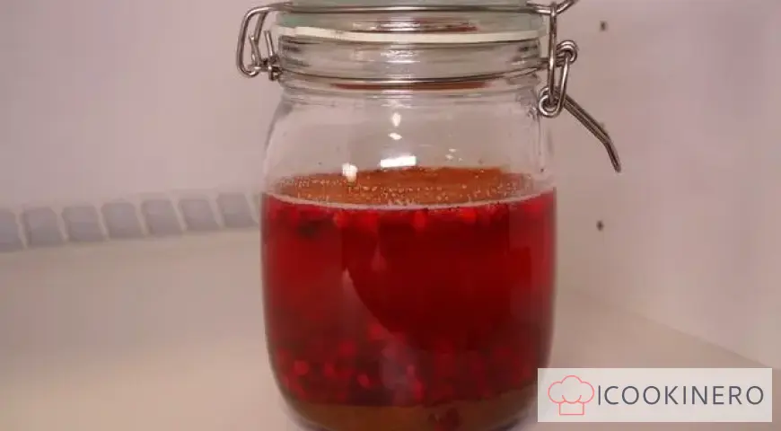 Lingonberry tincture