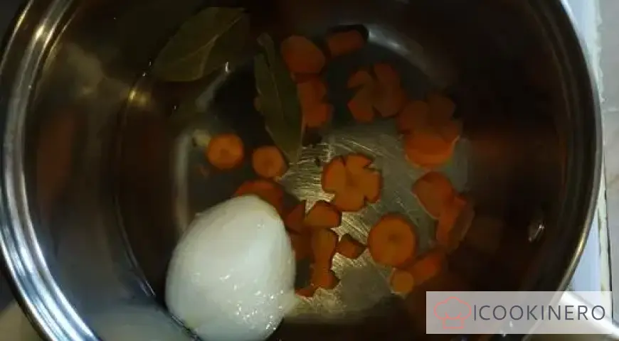 Milk soup with vegetables