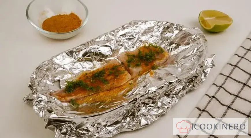 Baked hake with lime