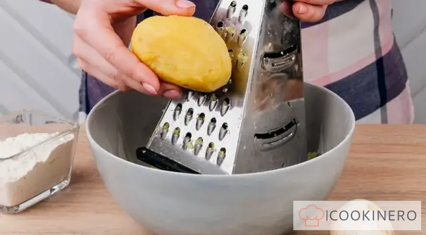 Potato pies with mushrooms
