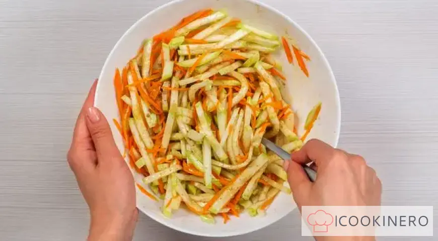 Korean-style marinated zucchini