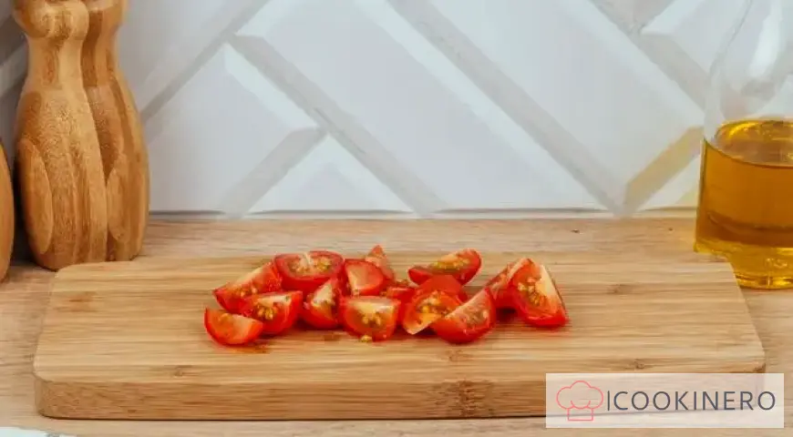 Insalata di pollo in salsa di vino