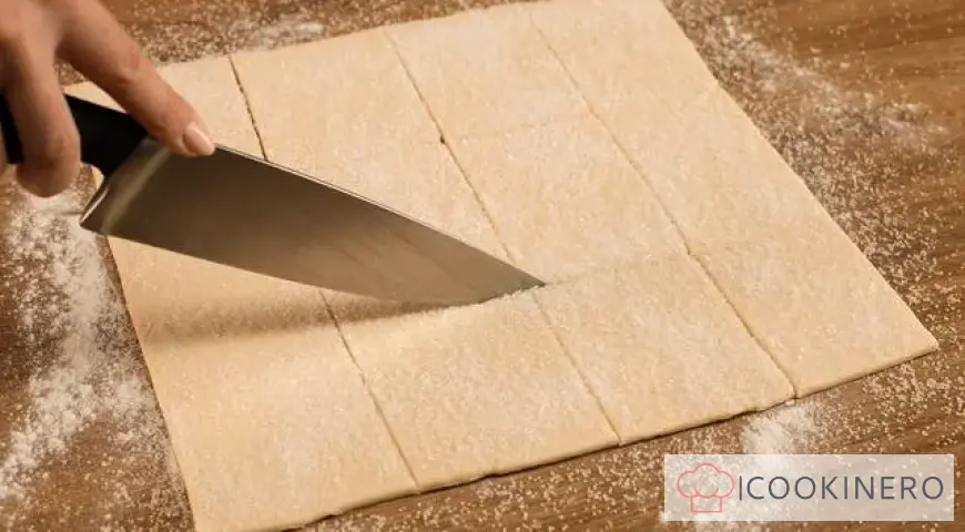 Simple sugar puff pastries