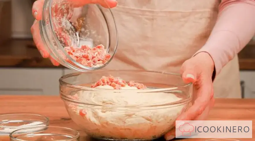 Easter cake with live yeast