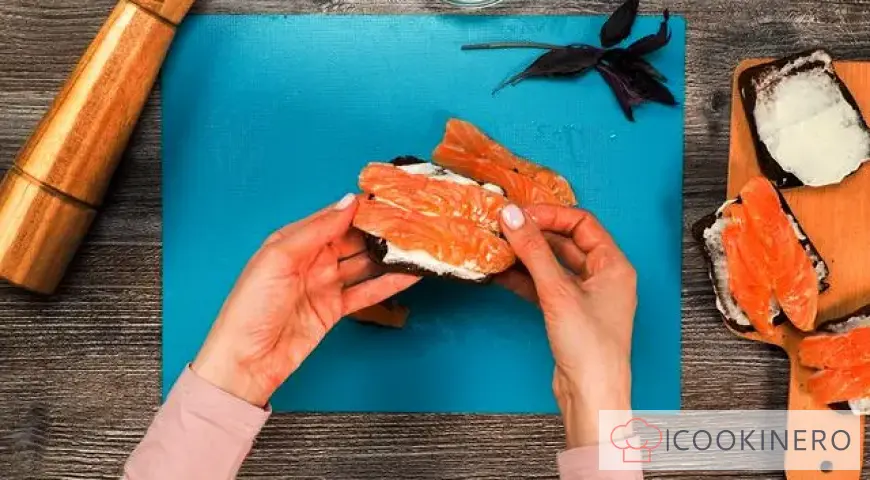 Bruschetta with salmon