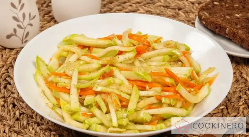 Calabacín marinado al estilo coreano