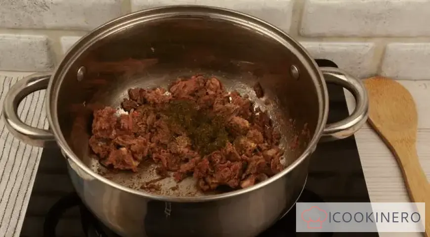 Cabbage Solyanka with Stew