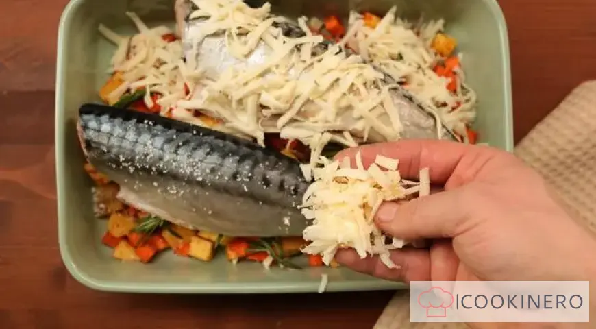 Mackerel baked with potatoes