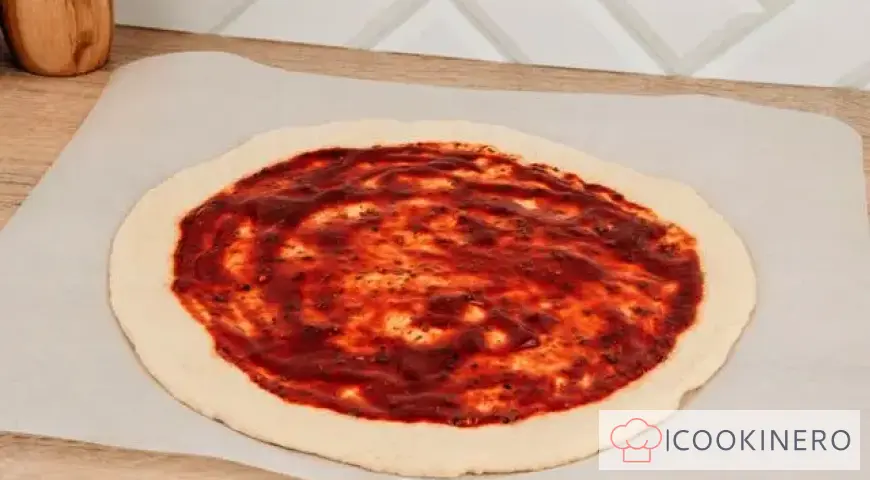 Pizza with cheese
