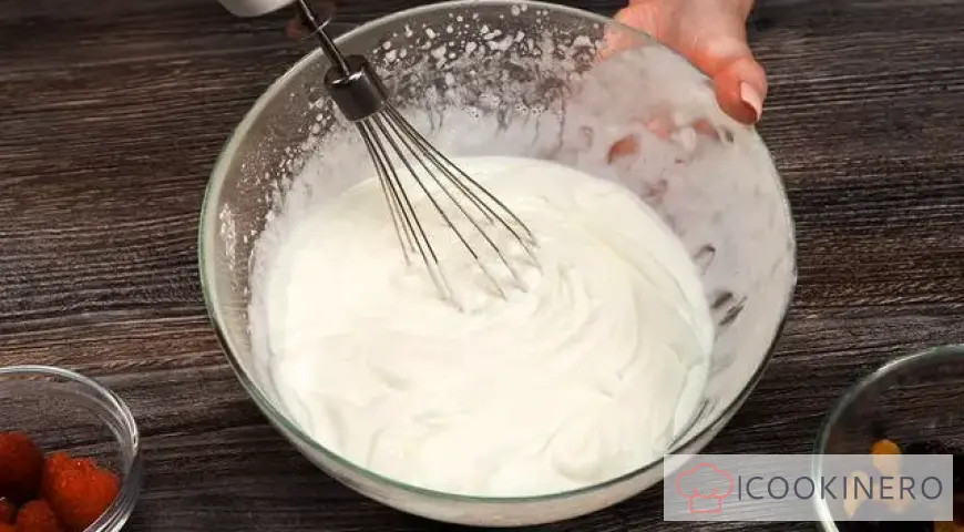 Torta con panna