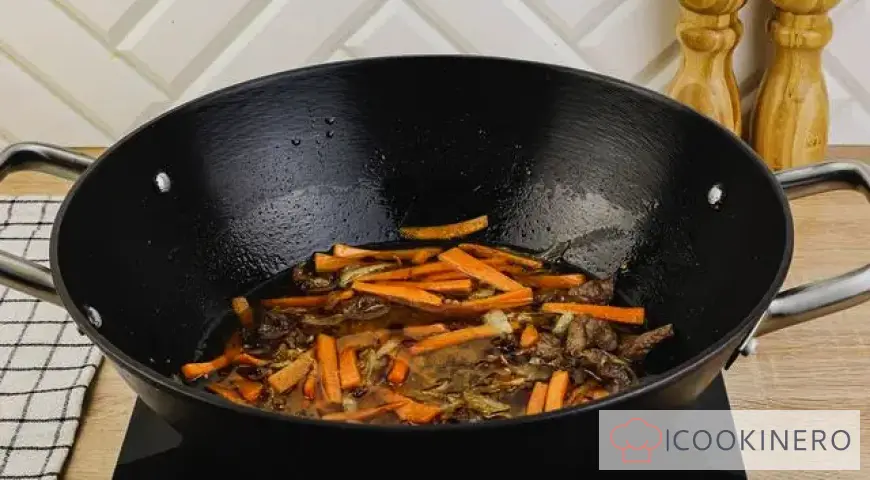 Uzbek lamb pilaf