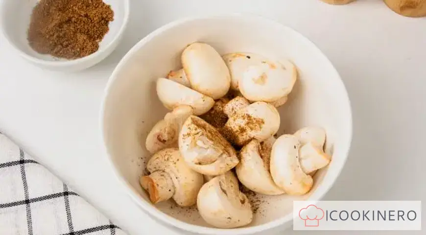 Funghi prataioli in spiedini marinati alla maionese