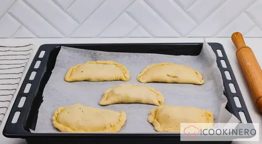 Chicken and Onion Pies