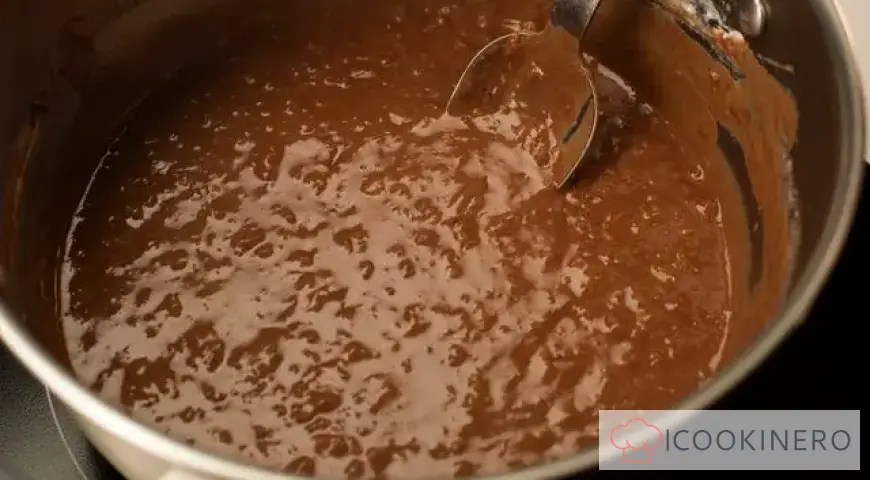 Oatmeal with banana and chocolate