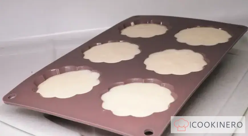 Marshmallow with condensed milk
