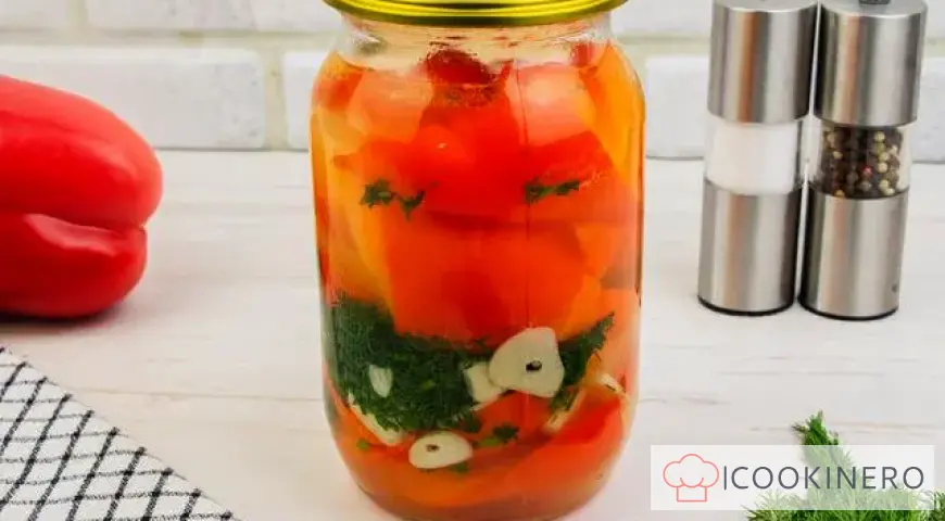 Pickled bell peppers with garlic for the winter