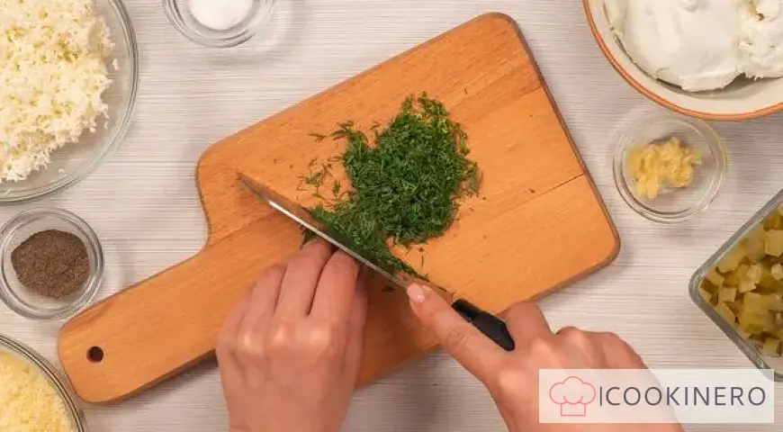 Fromage aux concombres marinés
