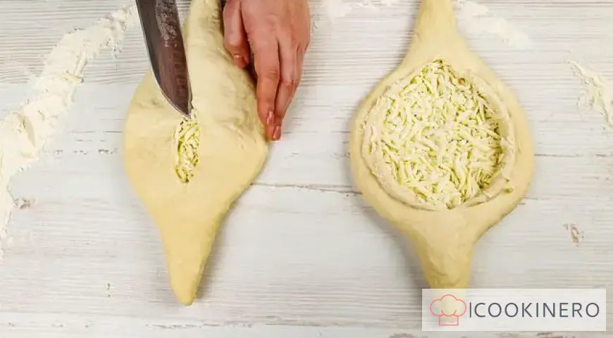 Khachapuri in Adjarian style
