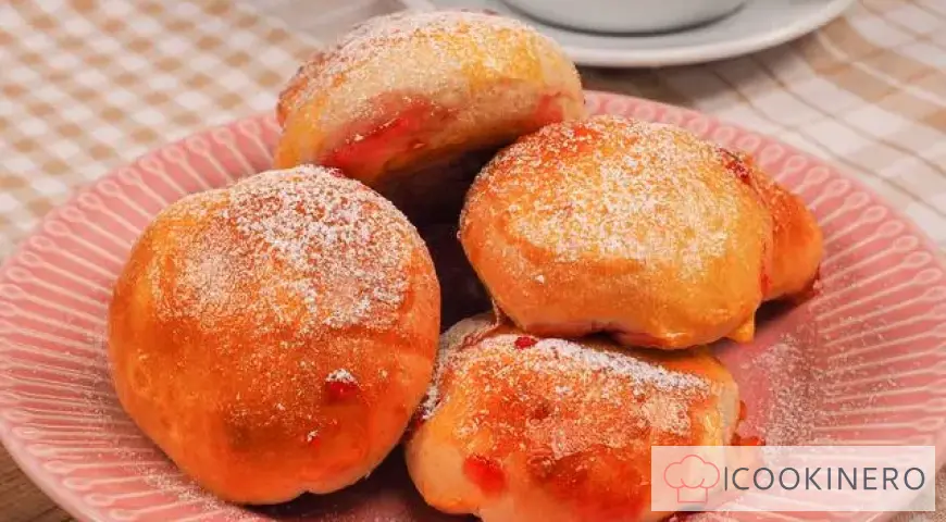 Petits pains à la confiture