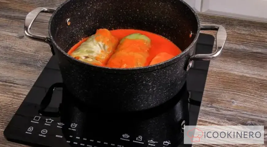 Traditional cabbage rolls