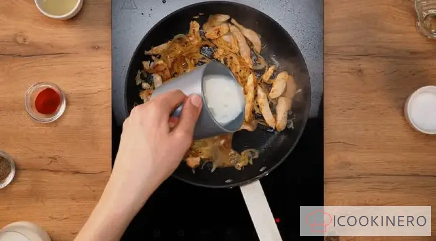 Stroganoff di manzo con petto di pollo