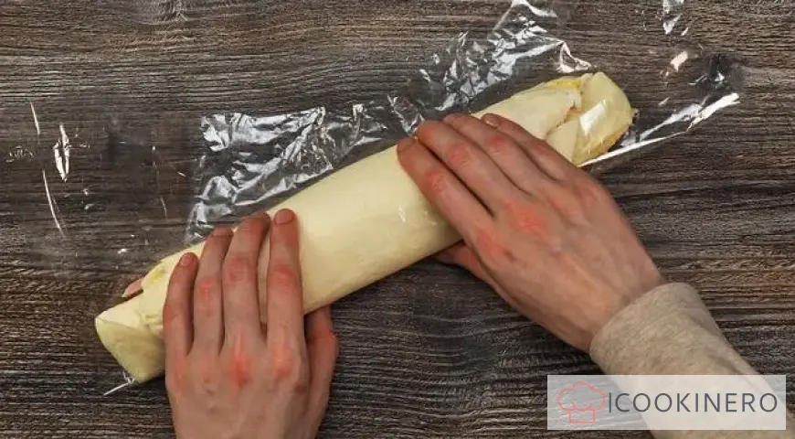 Processed cheese roll
