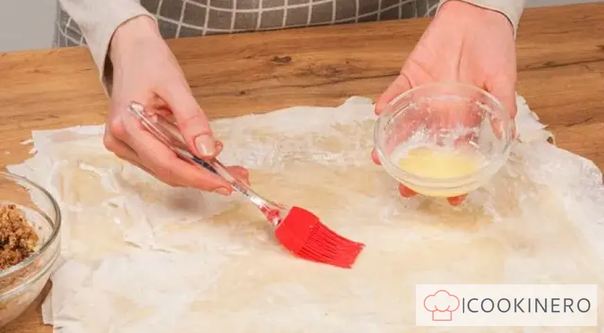 Strudel di pasta fillo con ciliegie