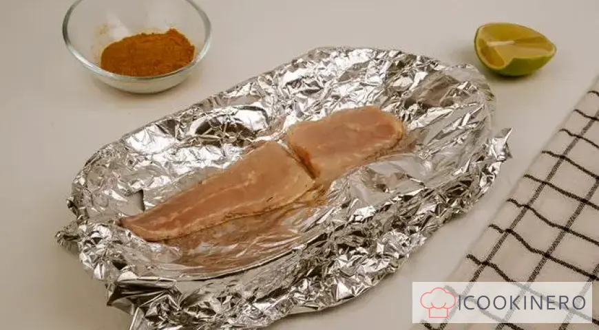 Baked hake with lime