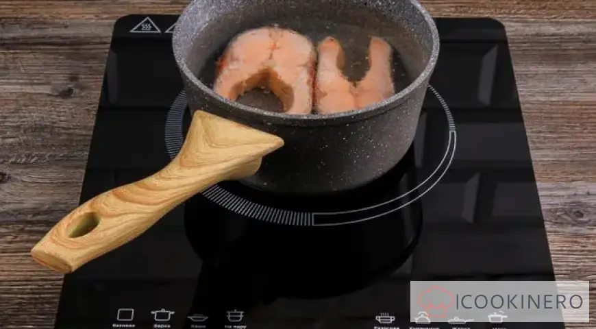 Farfalle with red fish