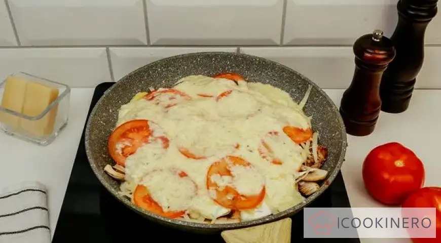 Potato casserole with minced meat in a frying pan
