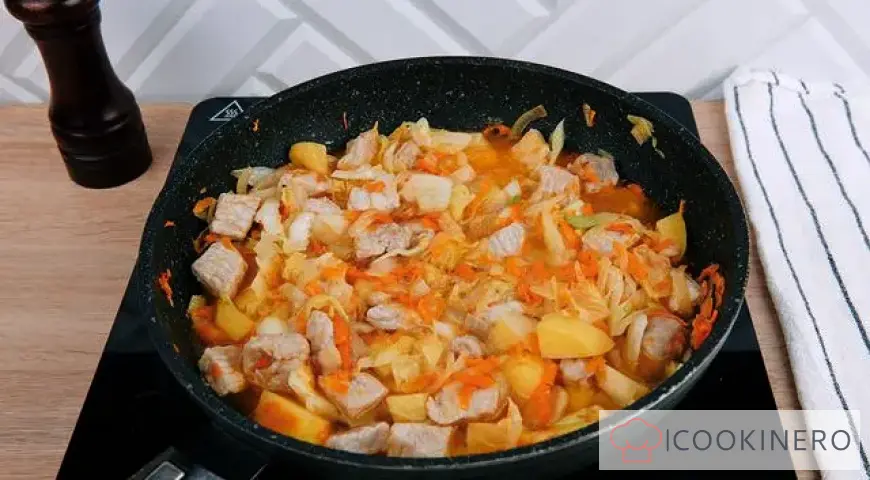Solyanka au chou et aux pommes de terre