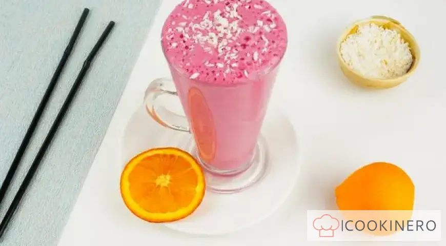 Batido de cerezas, helado y miel