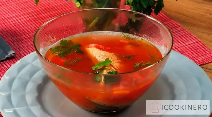 Zuppa di pesce al salmone