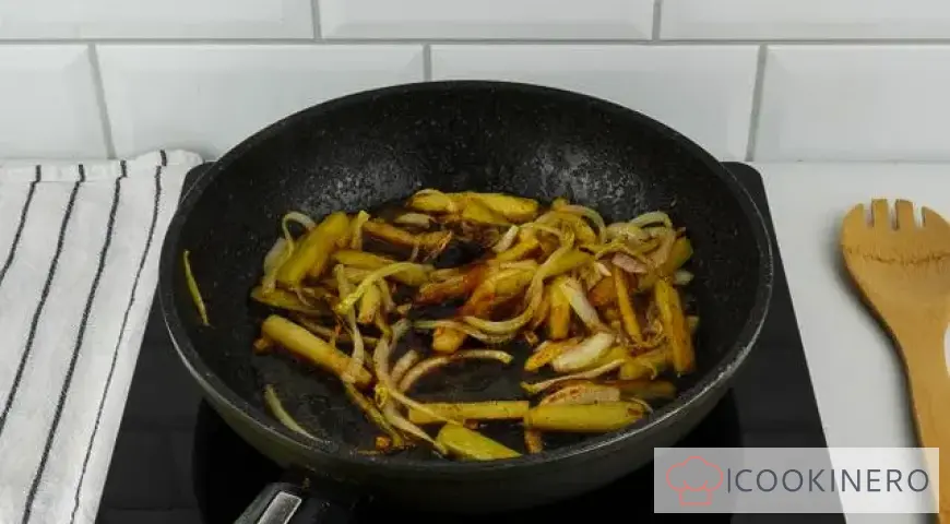 Noodles with vegetables