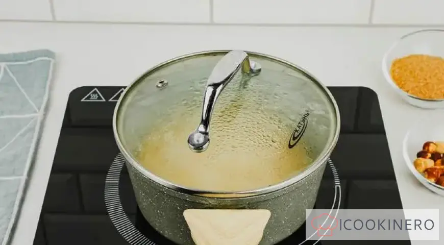 Bulgur porridge with milk