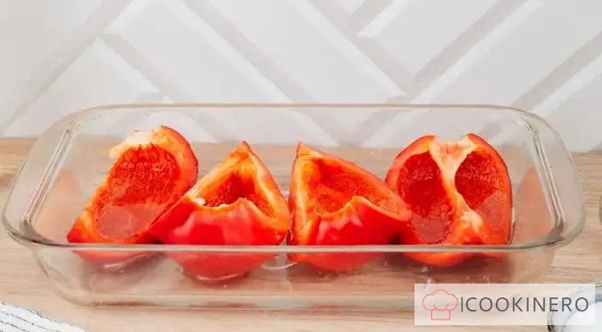 Baked peppers for the winter in jars