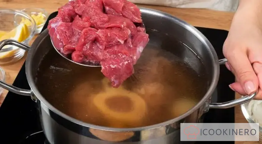 Vietnamese Pho Bo Soup