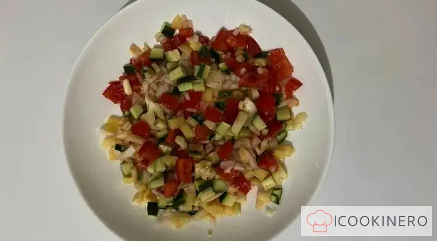 Delicious gazpacho with tomato paste